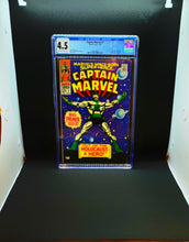 Load image into Gallery viewer, LED Premium Breaker Box &amp; Comic Book Photo Box - Large (16x16)
